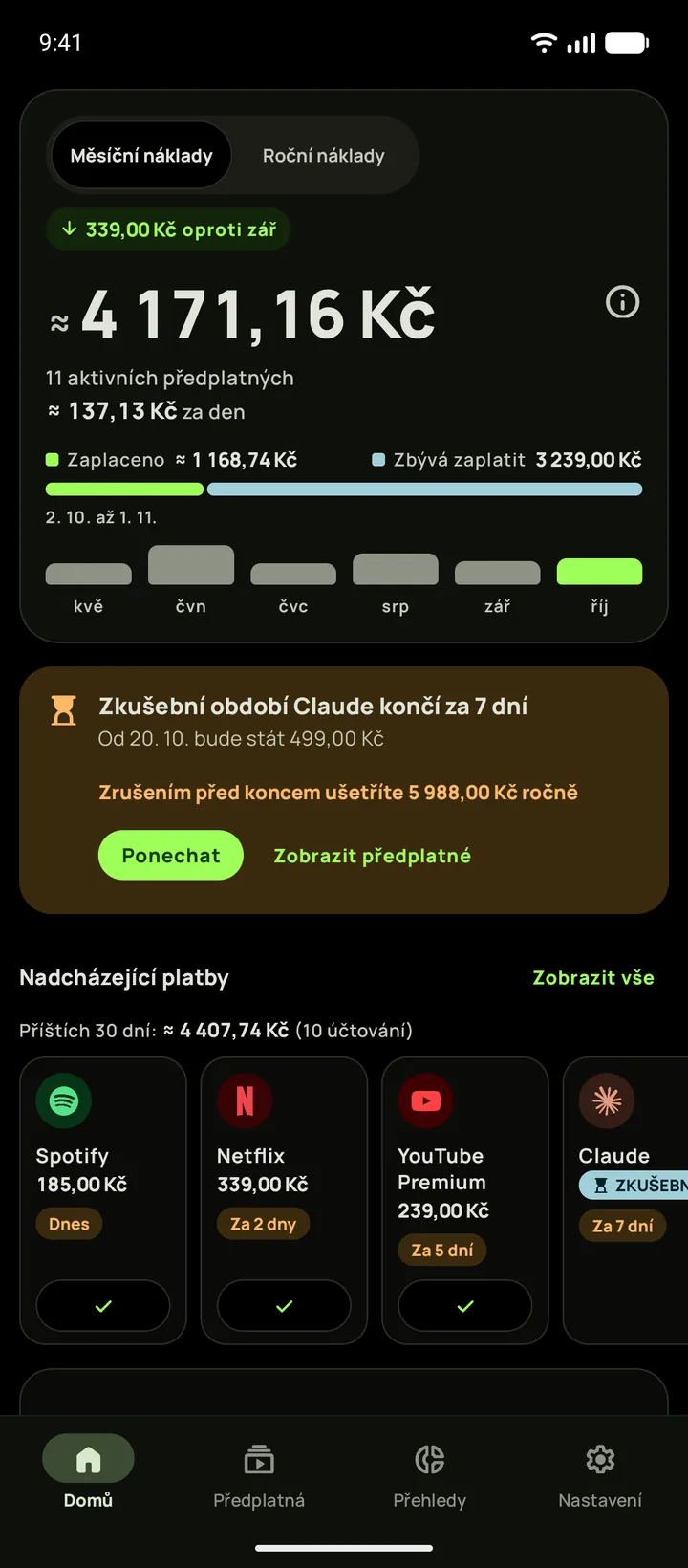 Obrazovka Domů v Subby na Androidu v opravdu černém motivu s měsíčním součtem, kartou zkušebního období a nadcházejícími platbami